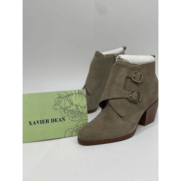 MICHAEL Michael Kors Women's Loni Ankle Bootie - Birch 7M - Picture 2 of 10